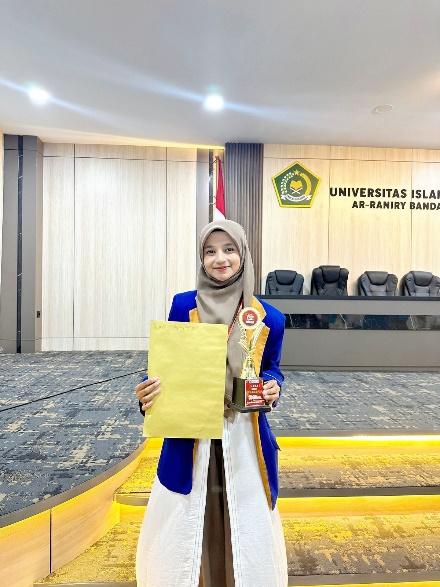 Berkarya dengan Suara: Mahasiswa PGMI UIN Mahmud Yunus Batusangkar Juara satu Lomba Cipta Baca Puisi IMPI Se-Sumatera