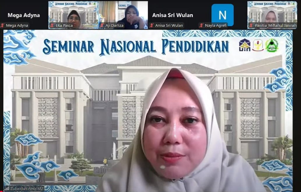 Kupas Pendekatan Deep Learning untuk Pertajam Kurikulum Merdeka dalam Seminar Tadris Matematika di FTIK UIN Mahmud Yunus Batusangkar