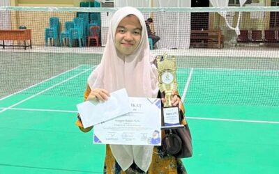 Nurayni Kurnia Putri Juara 1 MTQ PI: Suara Emas Mahasiswi PAI UIN Mahmud Yunus yang Menggetarkan ISLEC Championship!