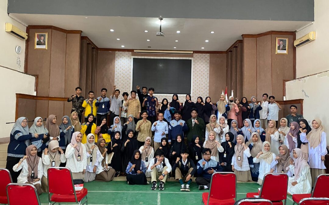 Mahasiswa ESA Gelar Seminar Jurnalistik 2025 Hadirkan Edukasi Desain, Fotografi, dan Penulisan Berita bagi Civitas Pendidikan Bahasa Inggris