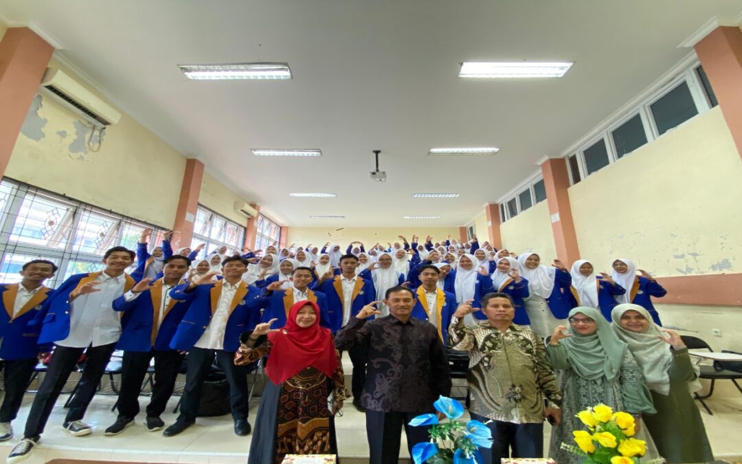 MEMBANGUN KOMPETENSI PROFESIONAL CALON KONSELOR MELALUI PLKP-LS DI FTIK UIN BATUSANGKAR