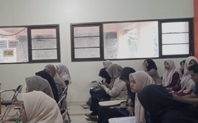 Seminar Kewirausahaan Pendidikan: “Edupreneur Muda” Mendorong Mahasiswa Tadris Kimia Menjadi Pengusaha Berbasis Pengetahuan