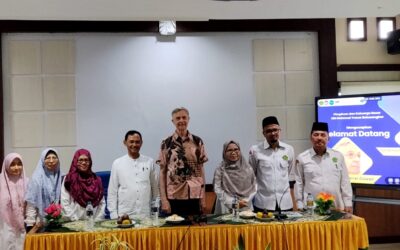 Melampaui Batas Kelas: Prof. Cowell  Gagas Revolusi Pembelajaran Bahasa Arab