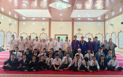 Dari Pesantren ke Pesantren: PKM PBA UIN Mahmud Yunus Gelar Mukhayyam lil ‘Arabiyah di Ma’had Qurratu A’yun