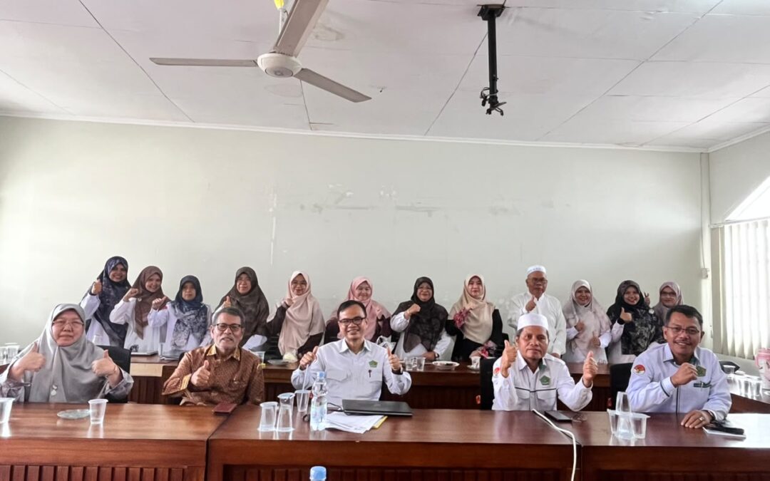 Sambut Perkuliahan, Dosen BK UIN Mahmud Yunus Batusangkar Gelar Pertemuan Penguatan Kurikulum OBE